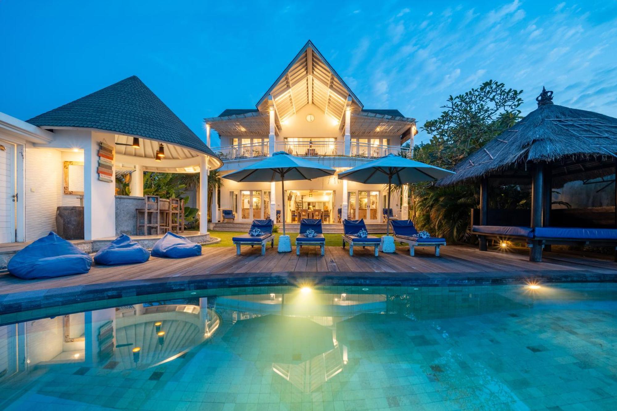 Ceningan Beachside Villas Nusa Lembongan  Exterior photo