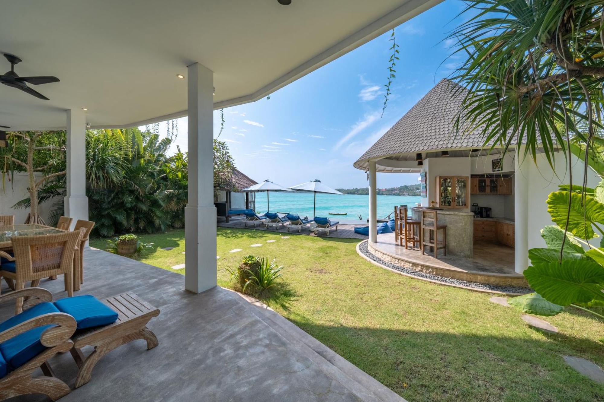 Ceningan Beachside Villas Nusa Lembongan  Exterior photo