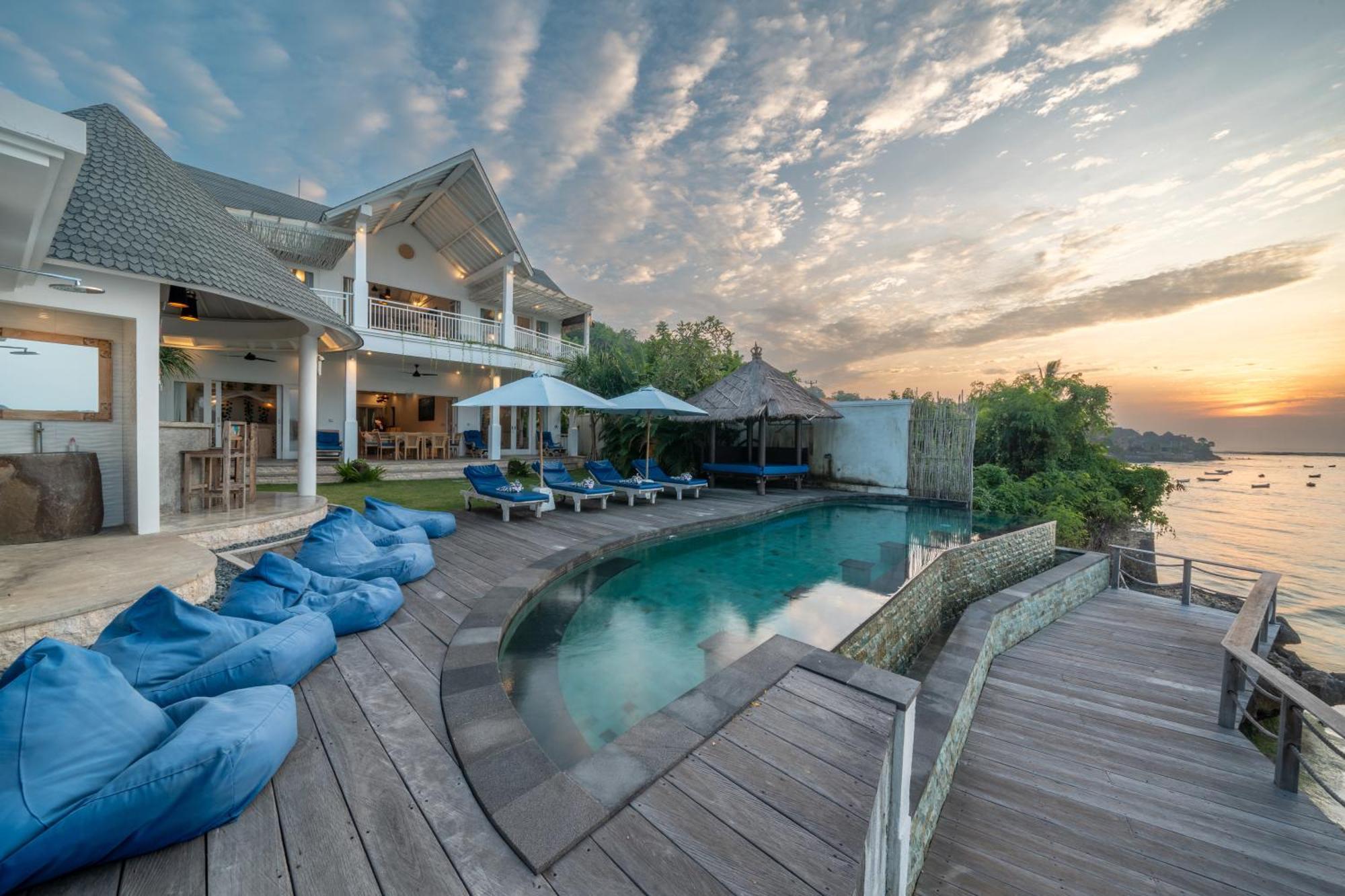 Ceningan Beachside Villas Nusa Lembongan  Exterior photo