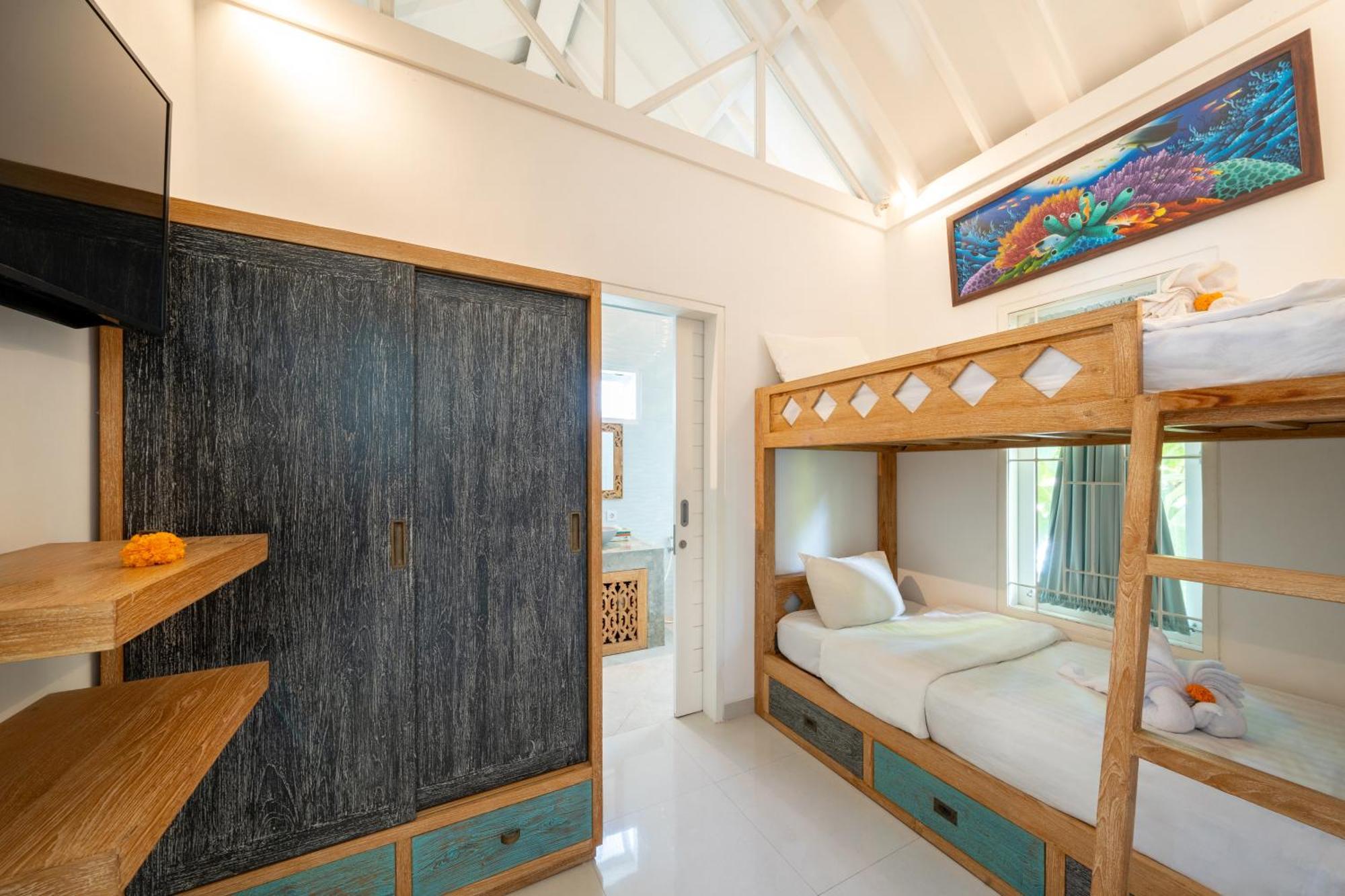 Ceningan Beachside Villas Nusa Lembongan  Exterior photo