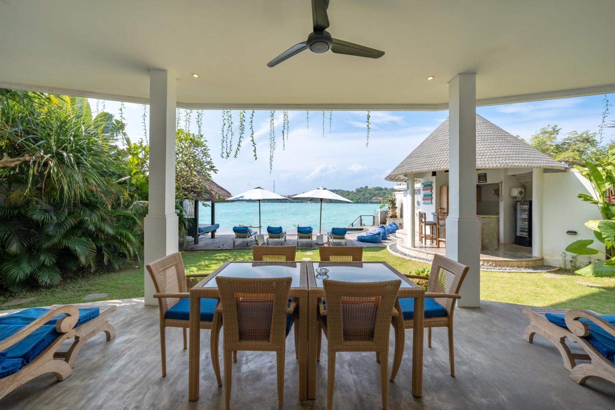 Ceningan Beachside Villas Nusa Lembongan  Exterior photo