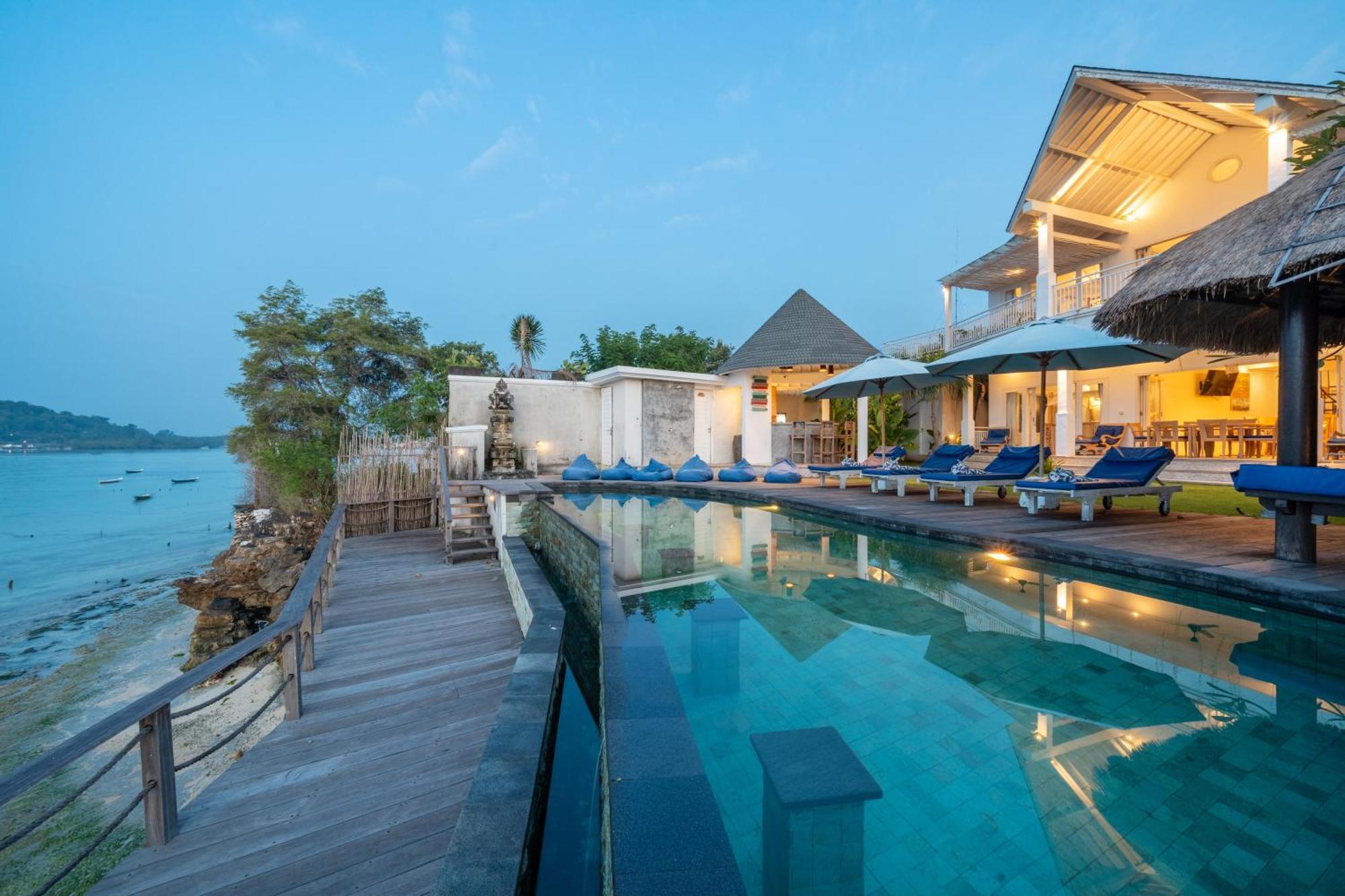 Ceningan Beachside Villas Nusa Lembongan  Exterior photo