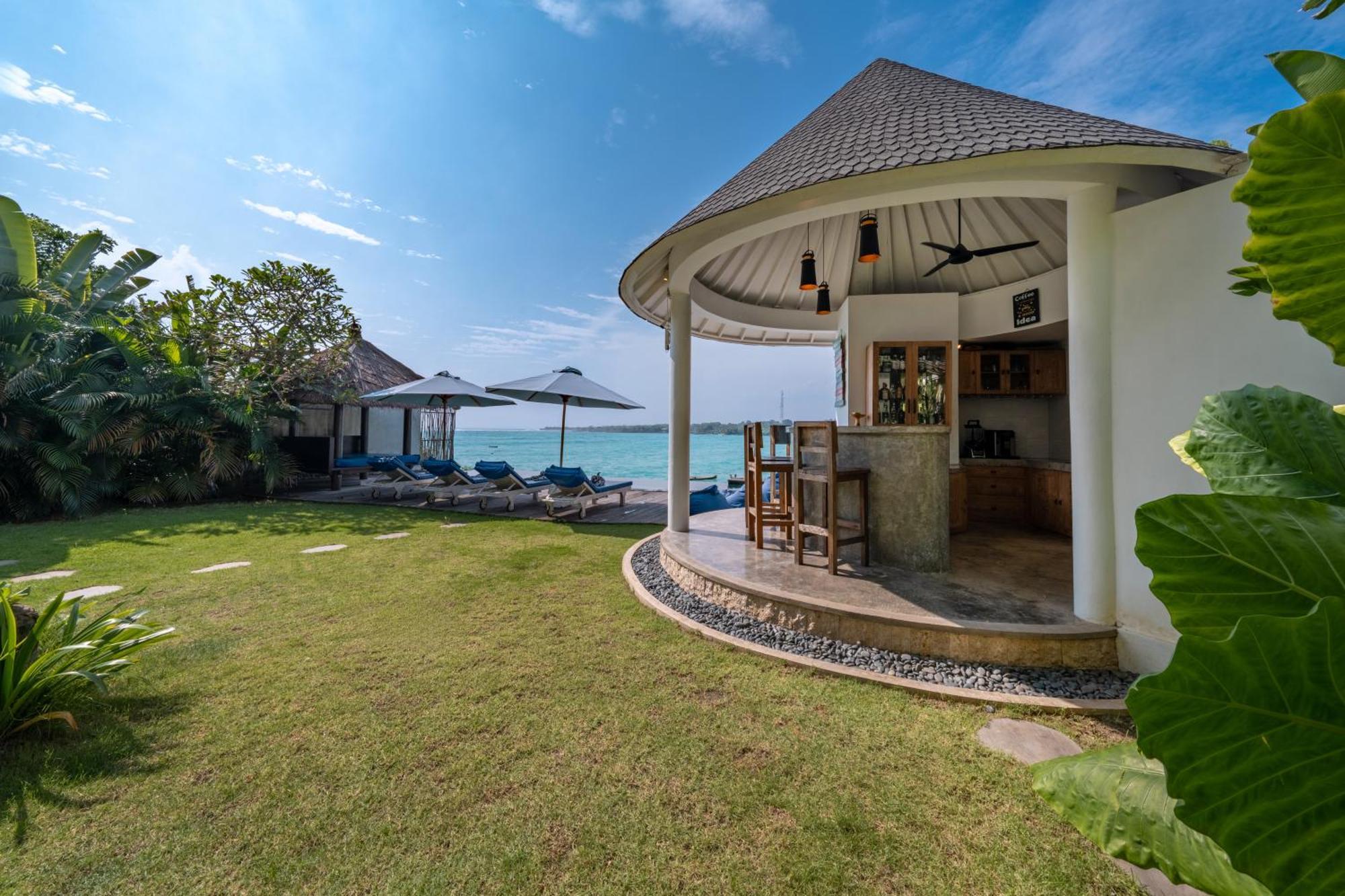 Ceningan Beachside Villas Nusa Lembongan  Exterior photo
