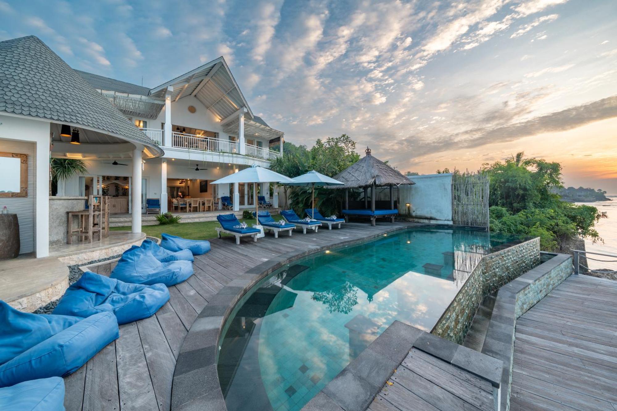 Ceningan Beachside Villas Nusa Lembongan  Exterior photo