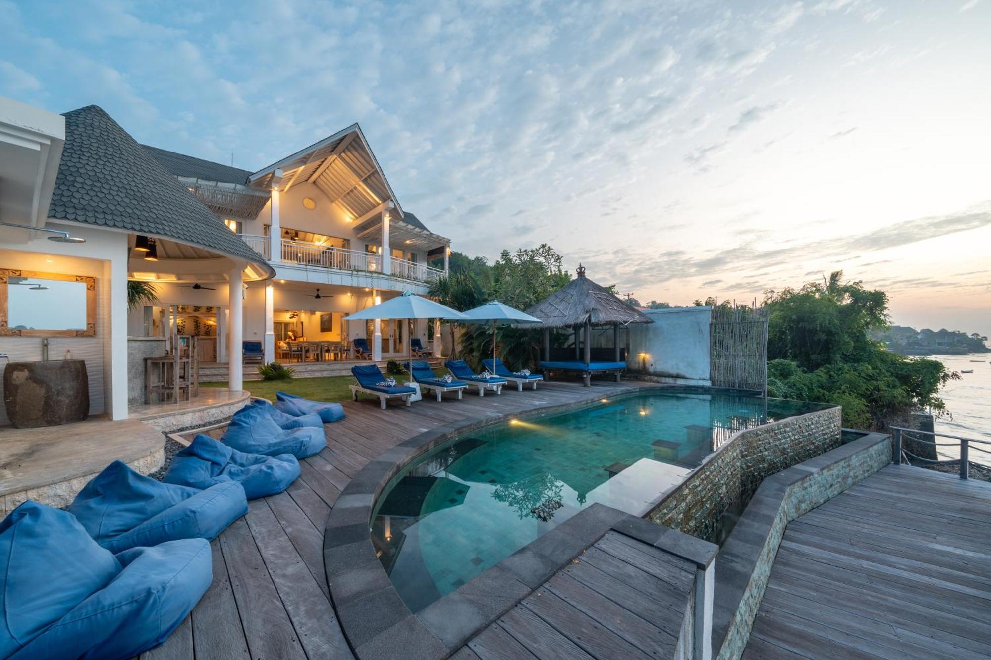Ceningan Beachside Villas Nusa Lembongan  Exterior photo