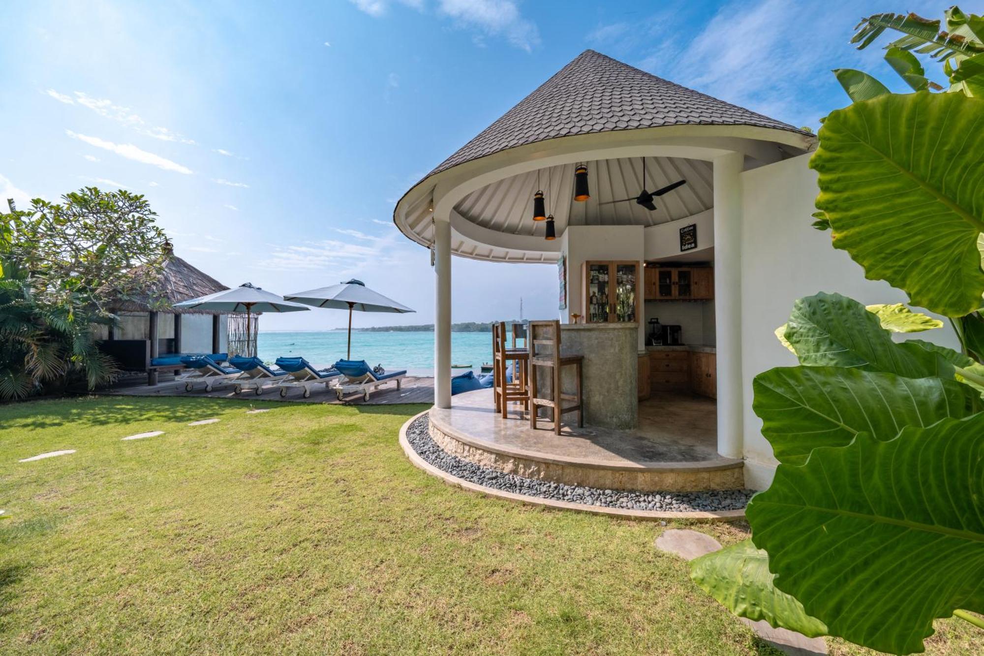 Ceningan Beachside Villas Nusa Lembongan  Exterior photo