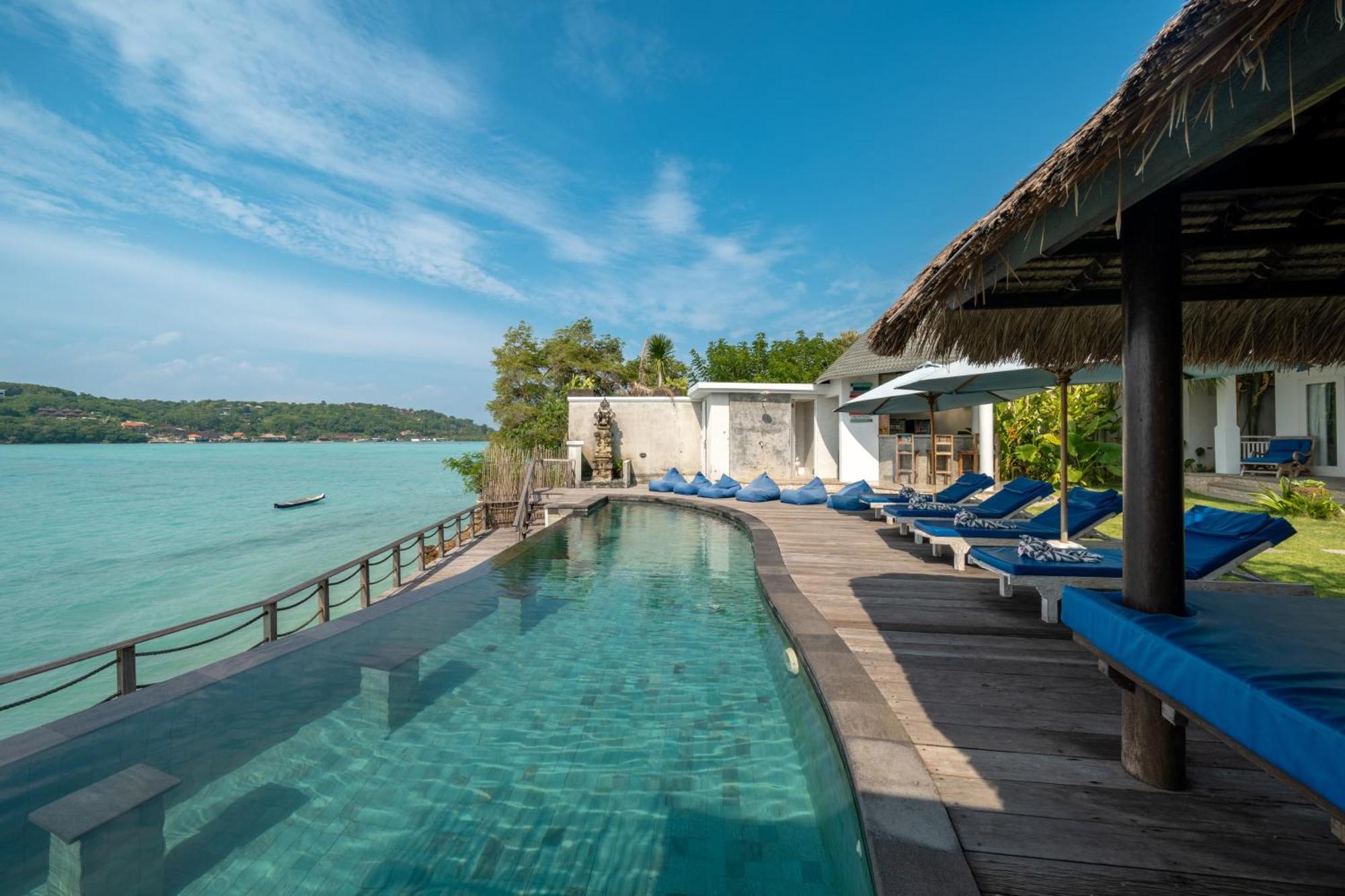 Ceningan Beachside Villas Nusa Lembongan  Exterior photo