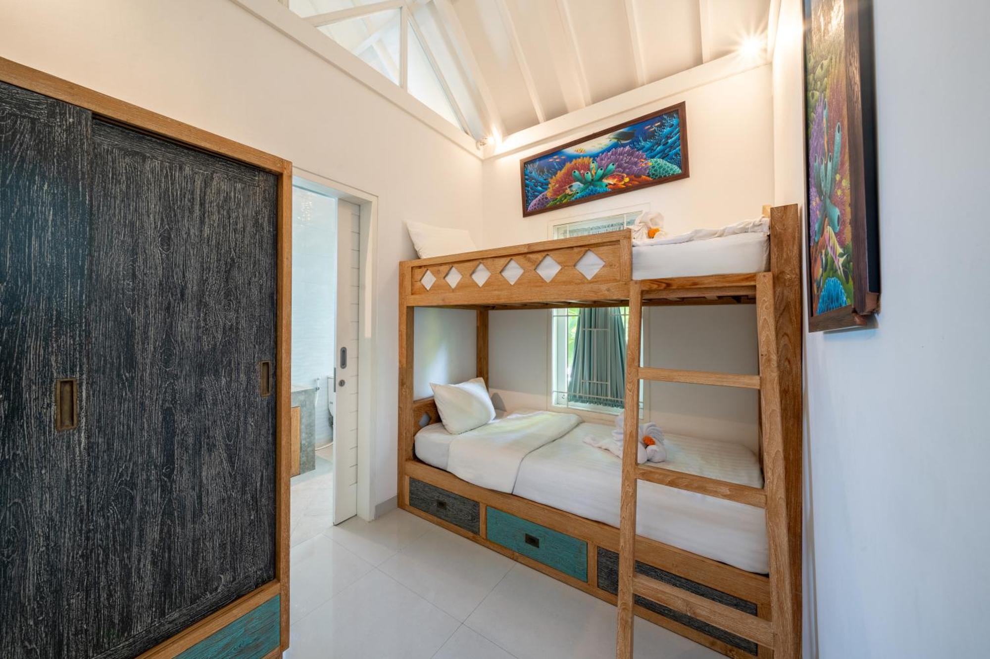 Ceningan Beachside Villas Nusa Lembongan  Exterior photo